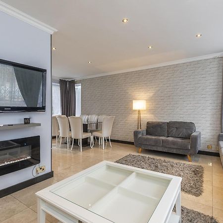 Gorgeous 4 Bedrooms Apartment Near Hyde Park And Oxford St 伦敦 外观 照片